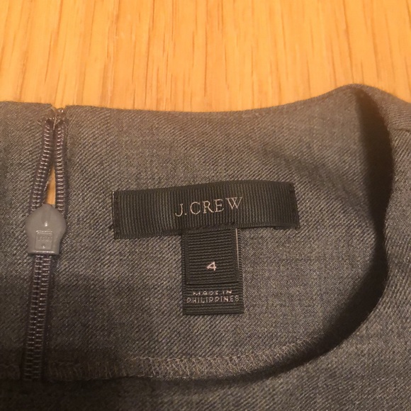 J Crew gray sleeveless peplum top. - Picture 5 of 6